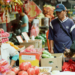 値切る　英語　haggle 意味